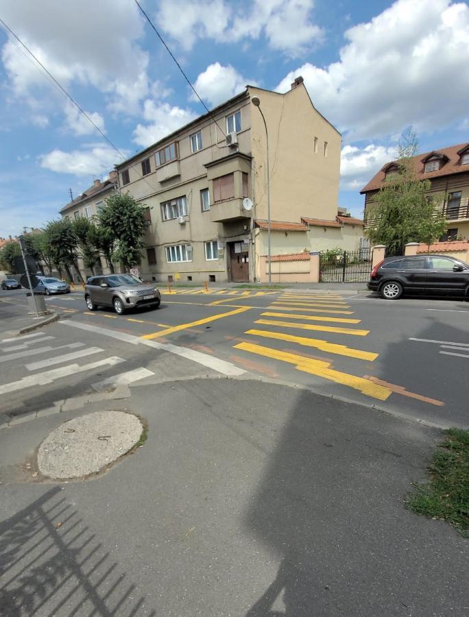 B8 - Spacious, Charming Apartment In Central Sibiu Buitenkant foto
